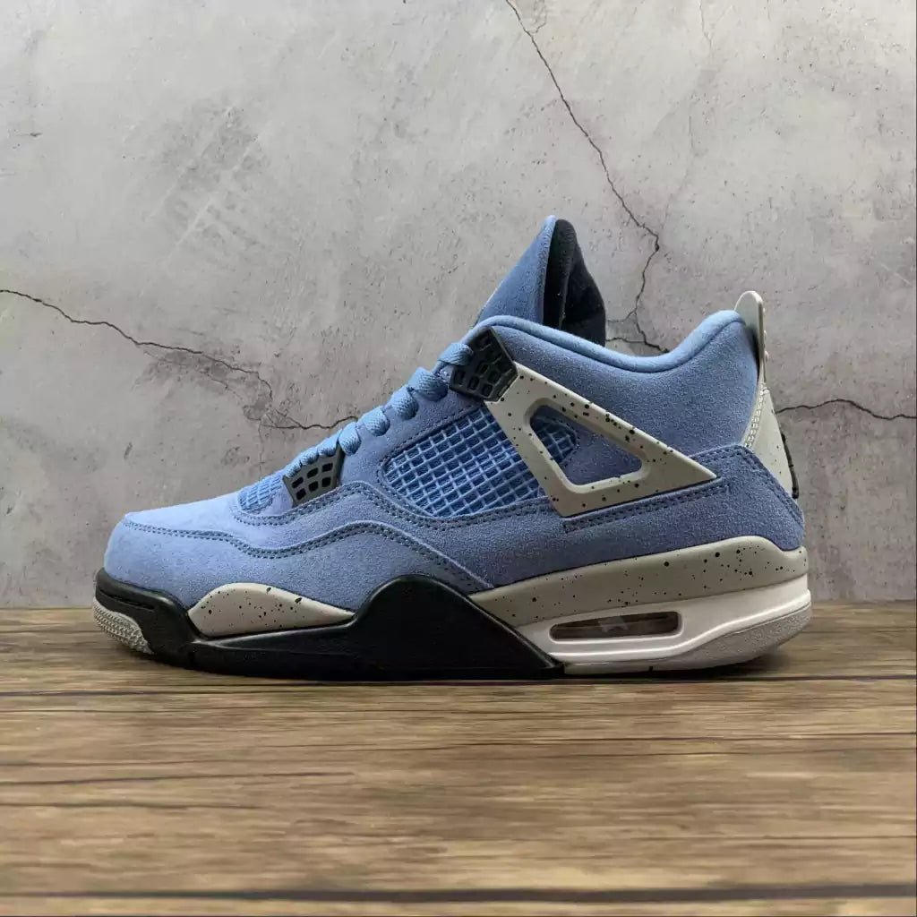 Air Jordan 4 'University Blue'