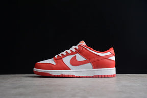 Nike Dunk 'Vintage Red'